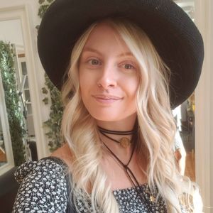 Meet your Posher, Nathalie